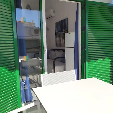 Private A 200 Meters To Yumbo Center Apartament Maspalomas (Gran Canaria)